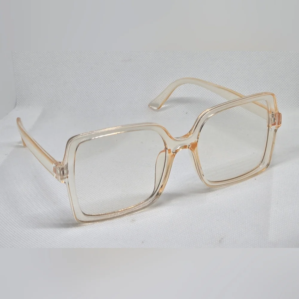 Stylish Clear Glasses for Women - Picture 5 of 5